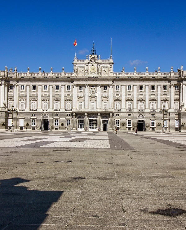 solo female travel spain